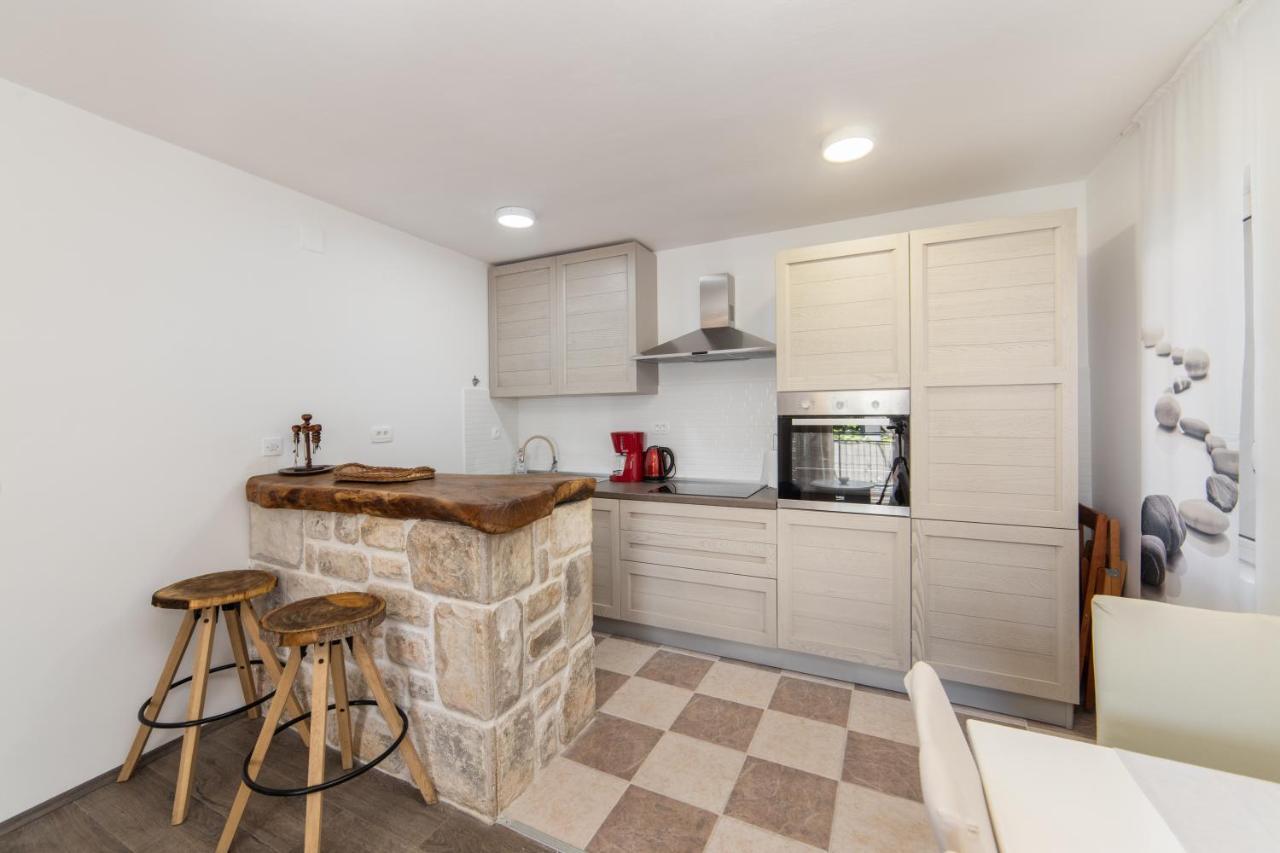 Apartment Stinice *